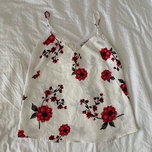 ✨ DYNAMITE cami with lace neckline